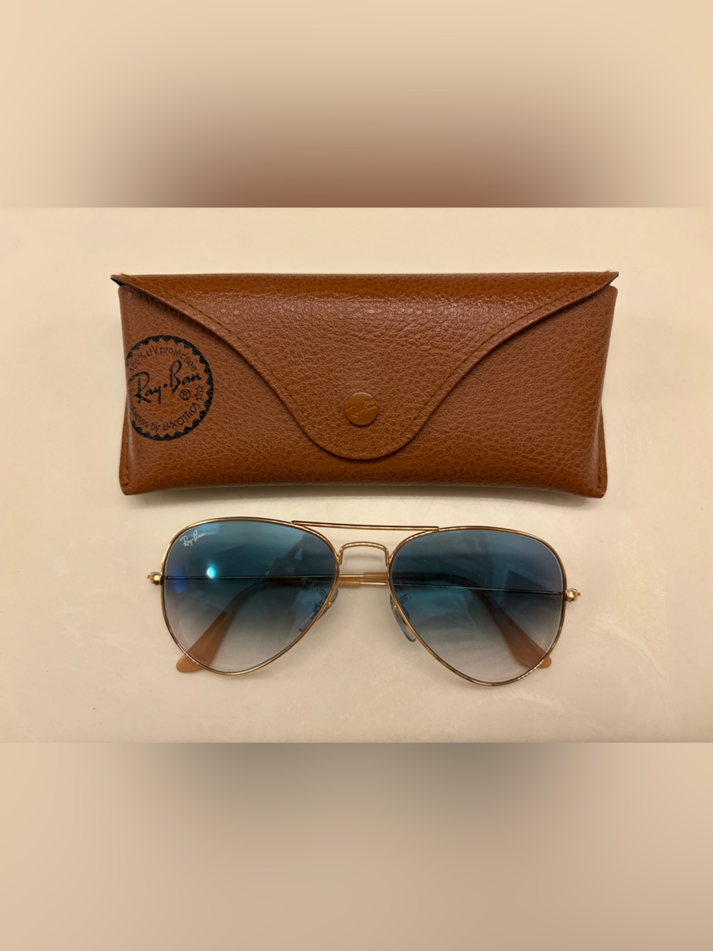 Ray-Ban Aviator Sunglasses Gold Frame with Blue Lenses and Brown Case